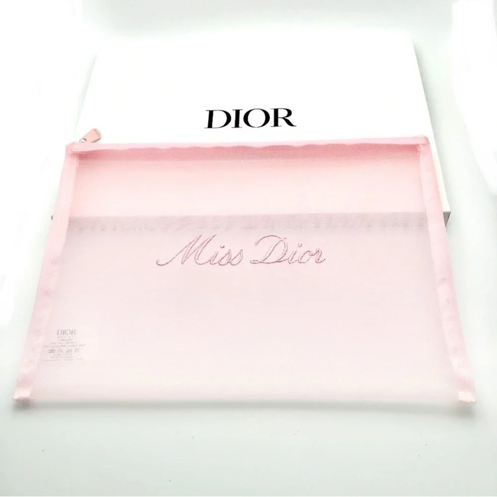 🎀Dior Soft Pink large Mesh Pouch